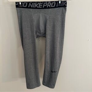 Nike Pro Boy's Gray Dri-Fit Compression 3/4 Performance Comfort - M